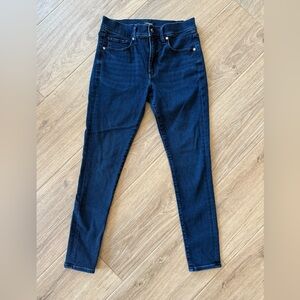 Express skinny mid rise demon jeans size 6 regular